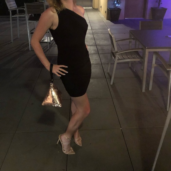Goddess LBD - Picture 3 of 5